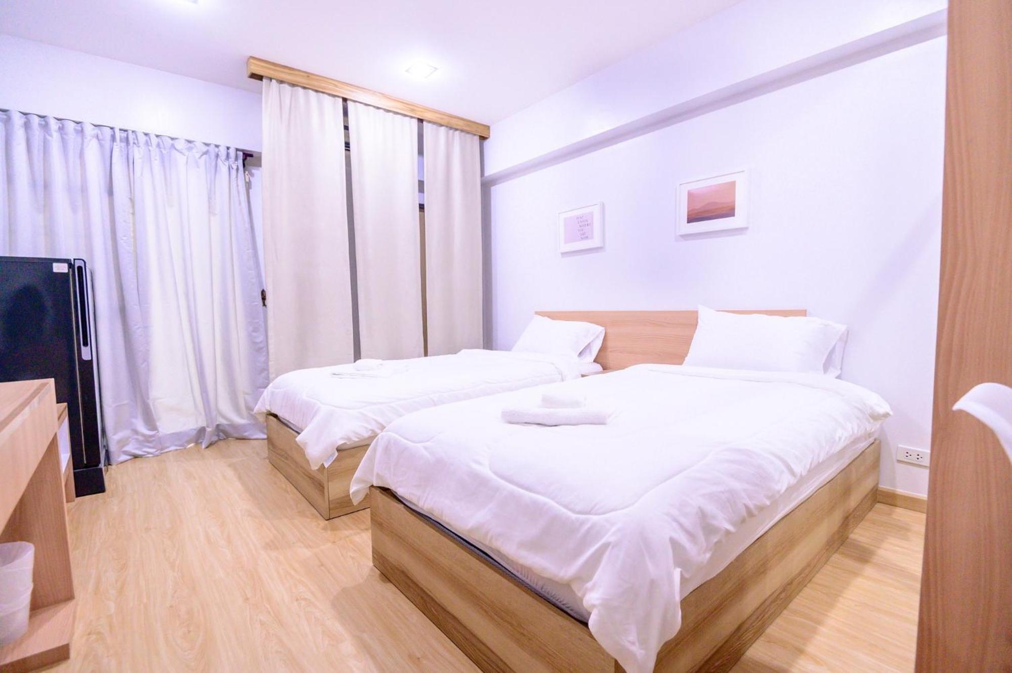 Creston Grand Hotel Suphanburi Exterior foto