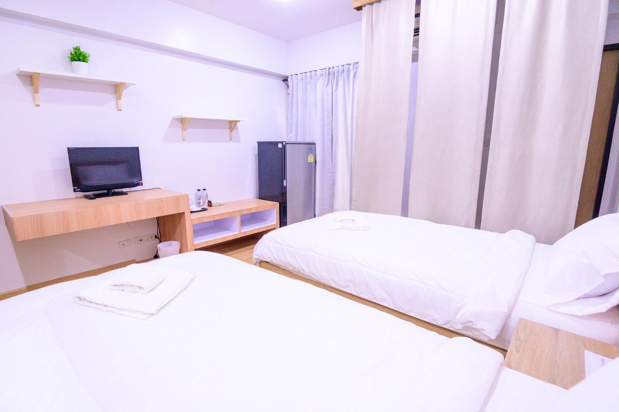 Creston Grand Hotel Suphanburi Exterior foto