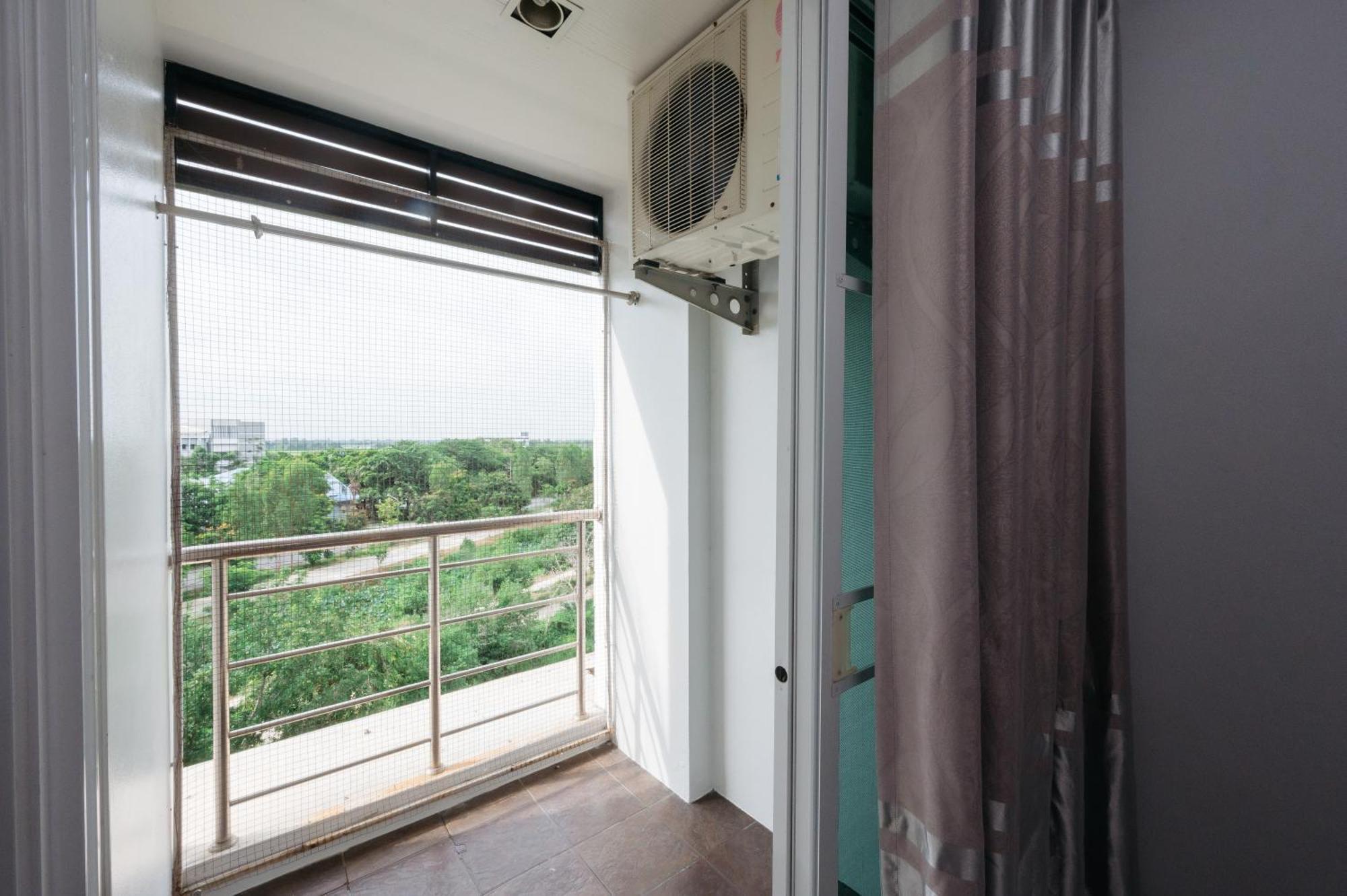 Creston Grand Hotel Suphanburi Exterior foto