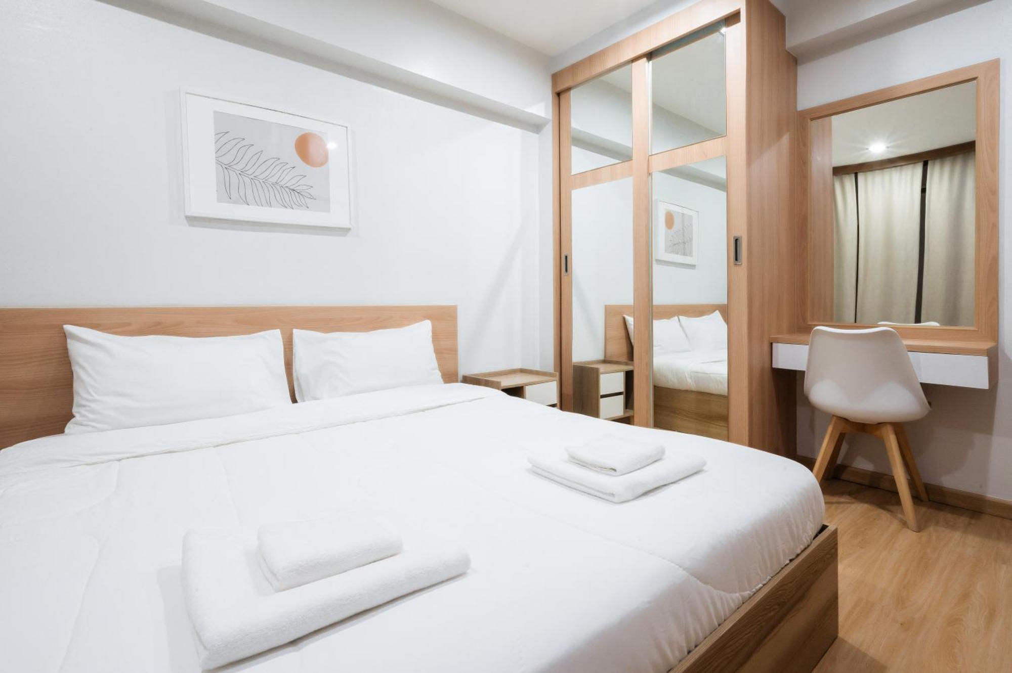 Creston Grand Hotel Suphanburi Exterior foto